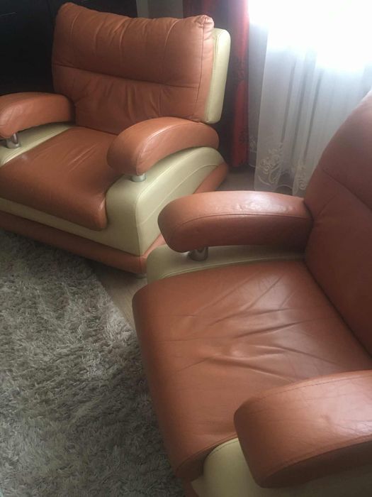 Komplet mebli ze skóry