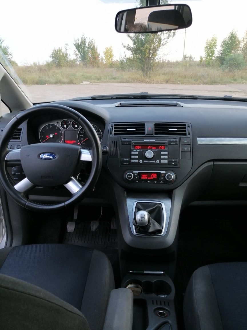 Ford C-Max 1.6 бензин