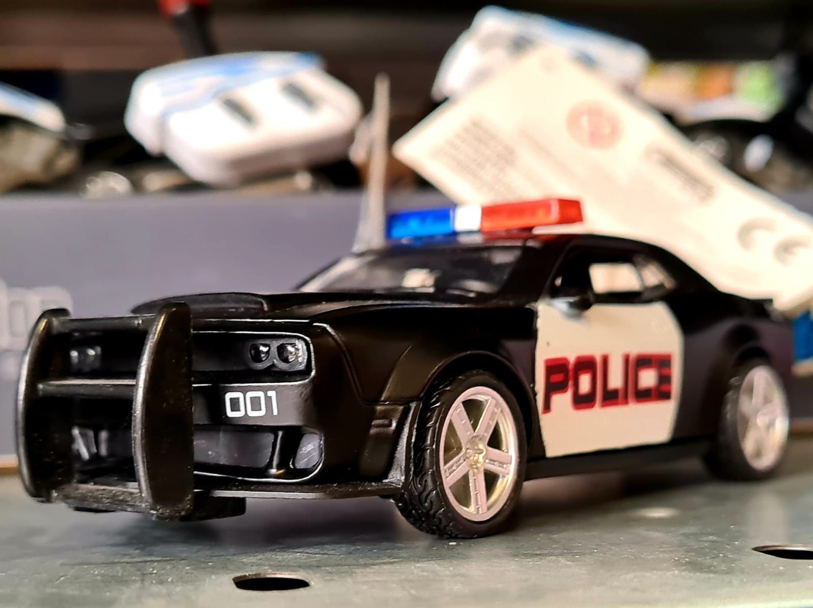 Samochodzik autko Policyjne Policja nowe zabawki