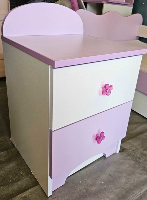 Sprzedam meble do pokoju dla dziewczynki