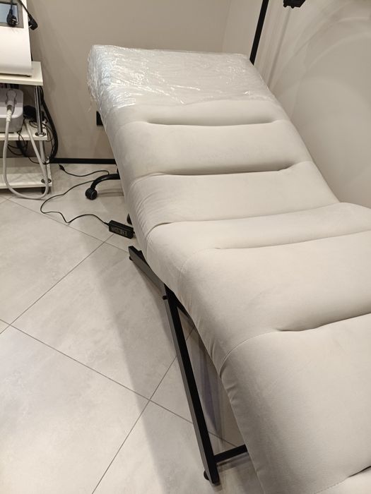 Косметологична кушетка