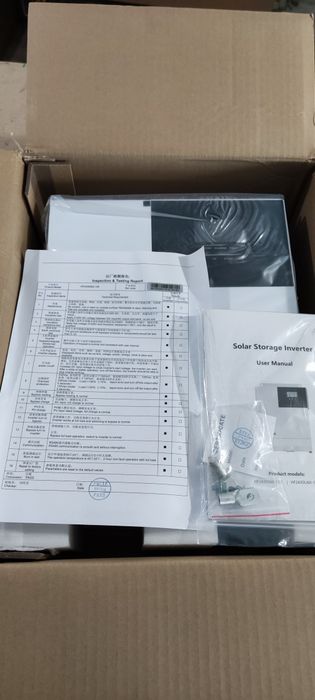 Гібридні інвертори 48/24 Вольт    PowMR, SRNE