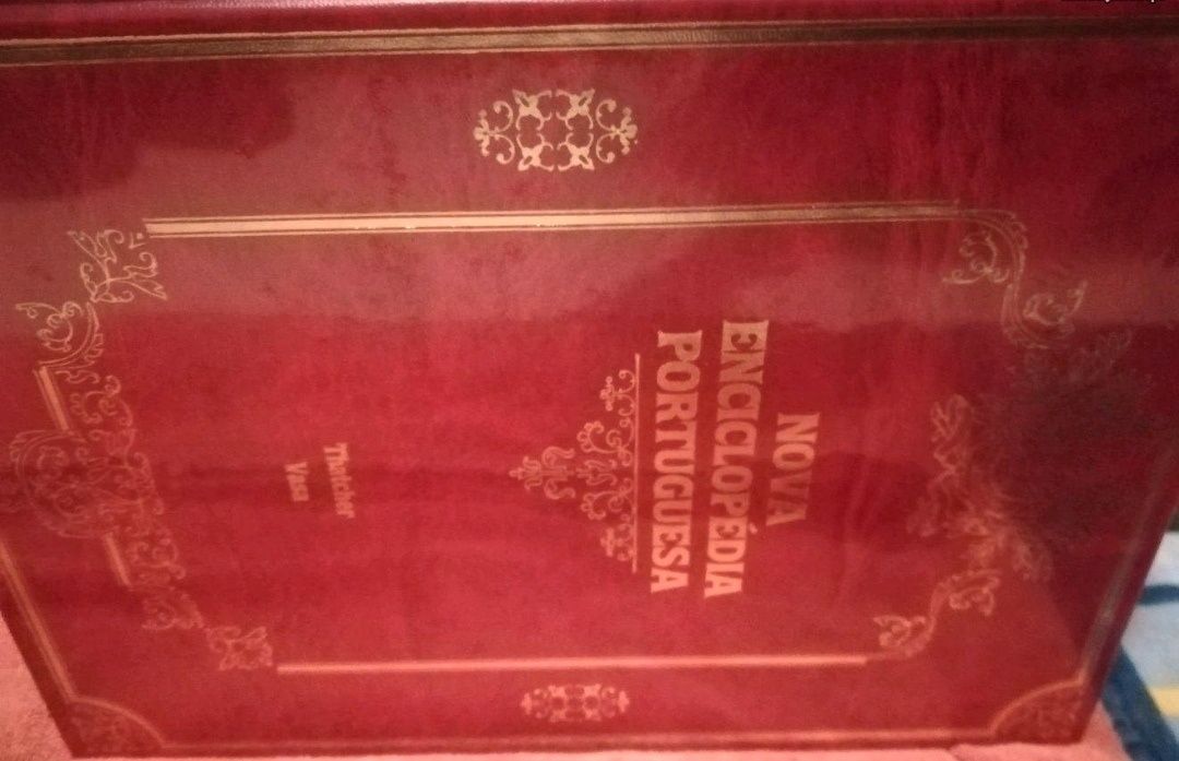 Nova Enciclopédia Portuguesa (14 Volumes)