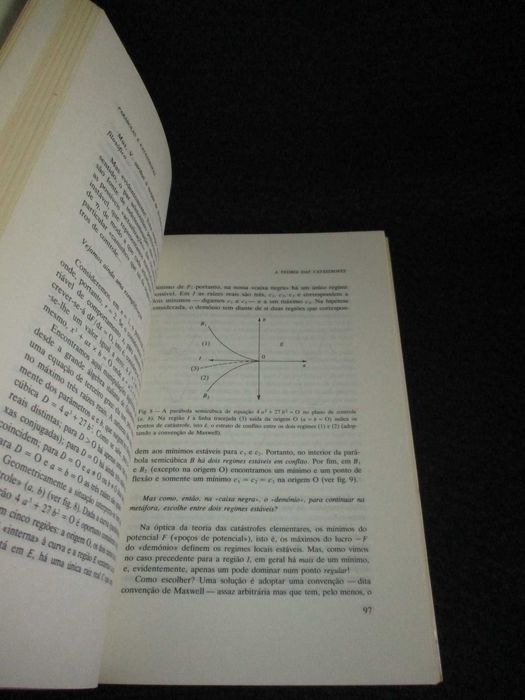Livro Parábolas e Catástrofes René Thom