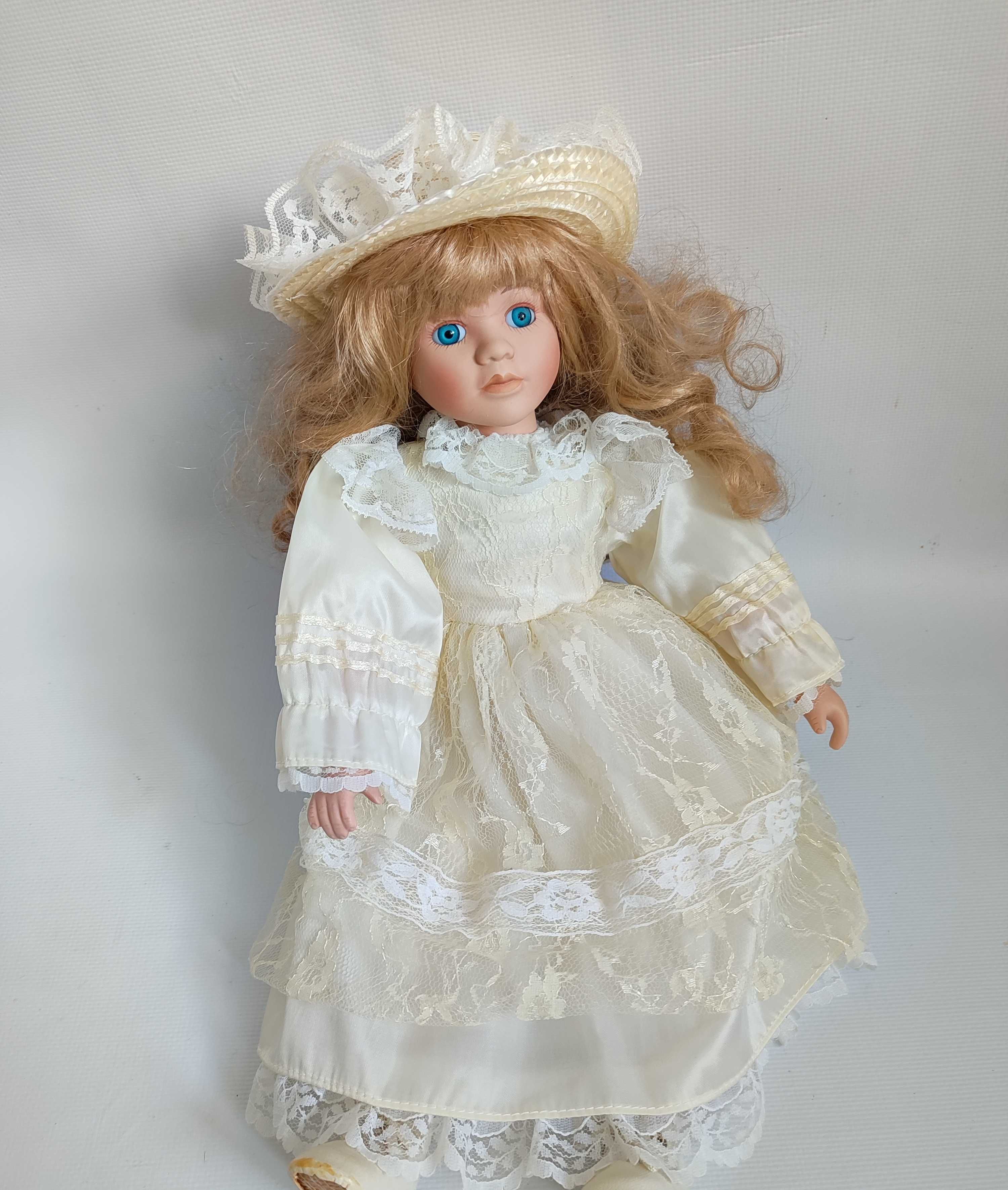 The Promenade Collection винтажная фарфоровая кукла