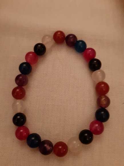 Pulseiras coloridas