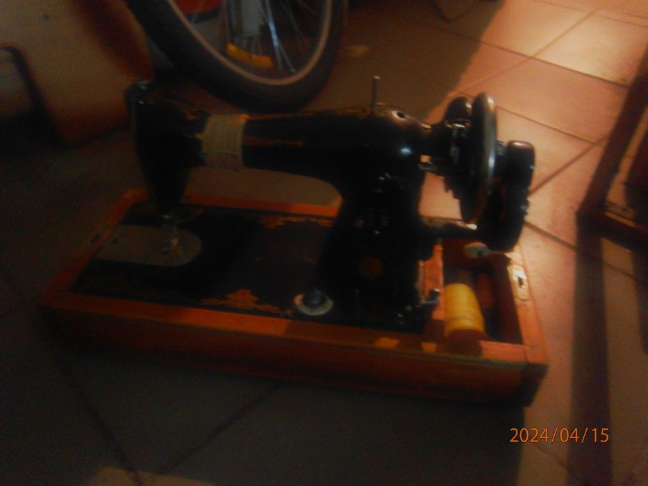 продам швейную машинку