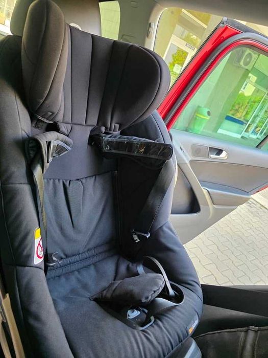 Fotelik samochodowy BeSafe Stretch top RWF 0–36 kg, stan bardzo dobry