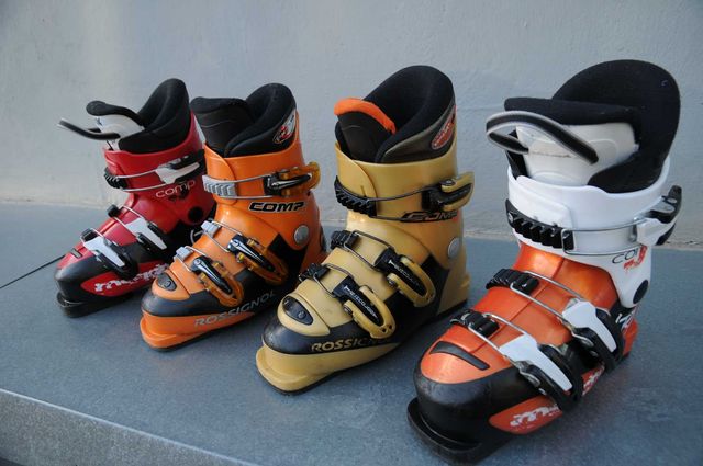 buty narciarskie dziecięce Rossignol Comp J w rozmiarze 28 - 32