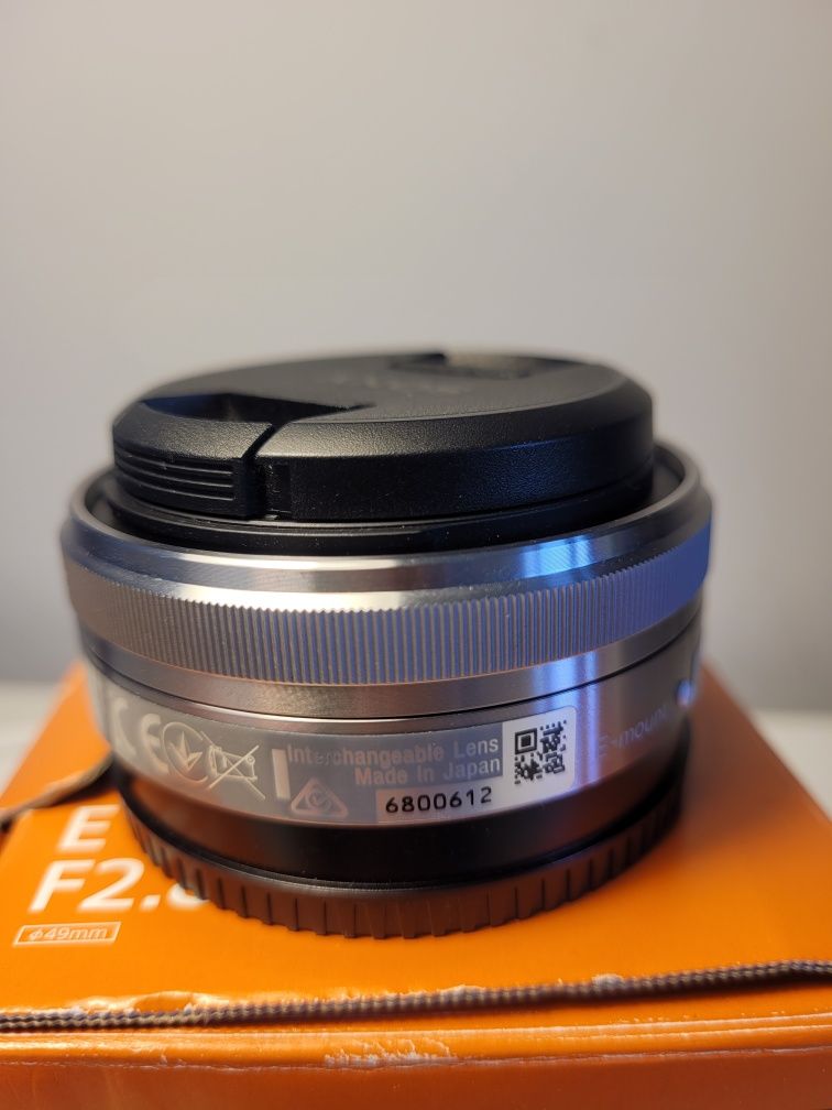 Obiektyw Sony E 16mm f2.8 jak nowy