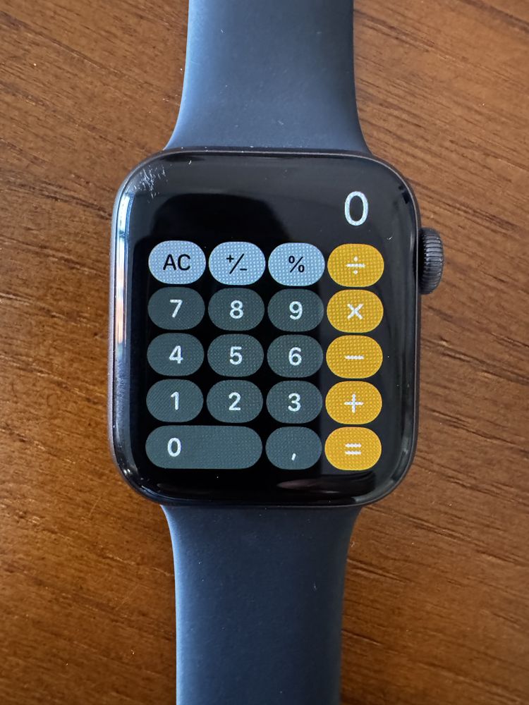 Apple Watch Series 6 40mm preto
