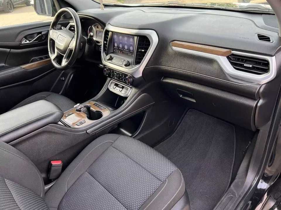 2020 GMC Acadia SLE
