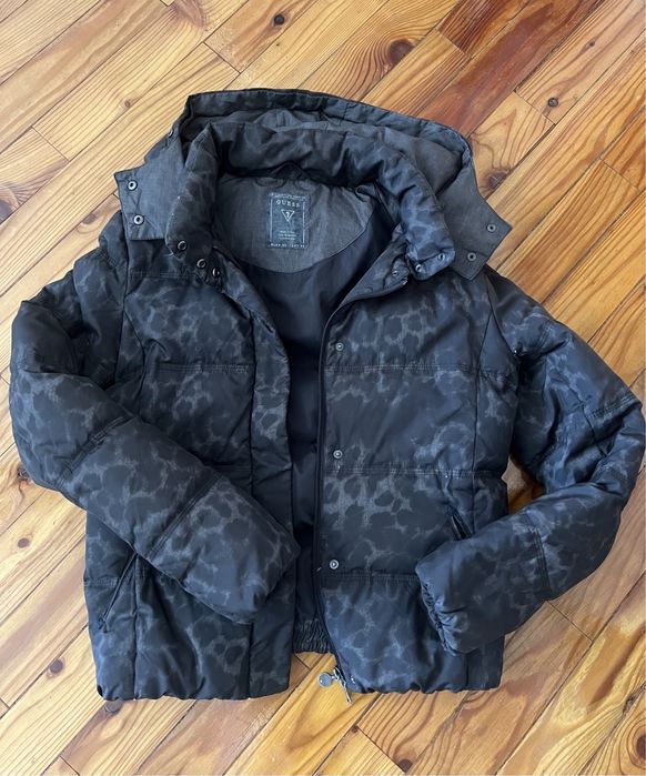 Курточка  Guess