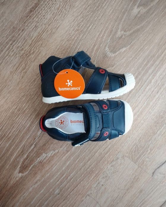Sandálias TAM 18 biomecanics novas