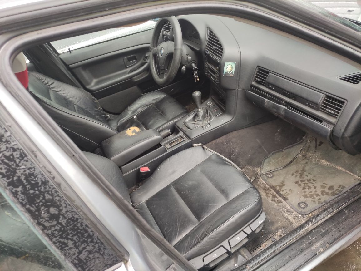 Wnetrze skórzane e36 touring