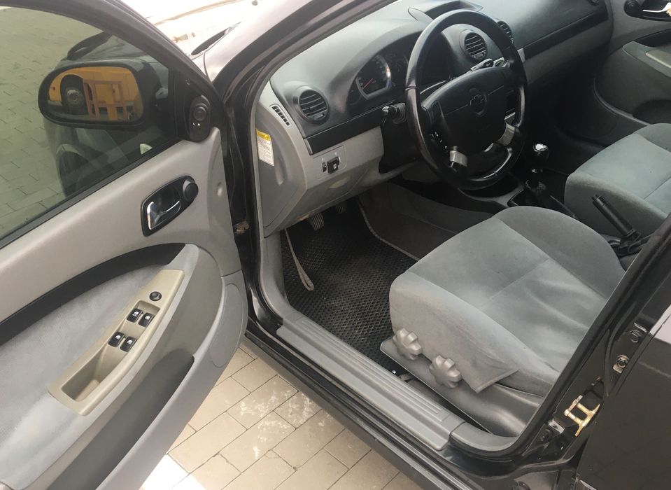 Шевроле Лачетті Chevrolet lacetti два підкраси