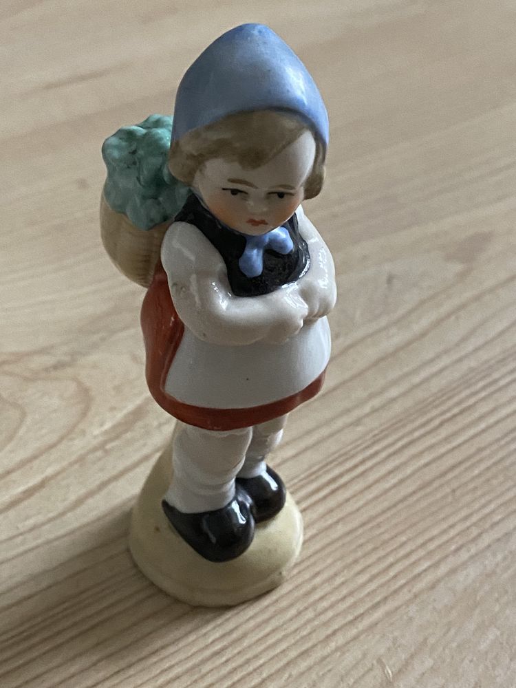 Stara figurka prl vintage retro