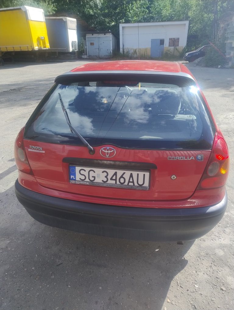 Toyota Corolla e11