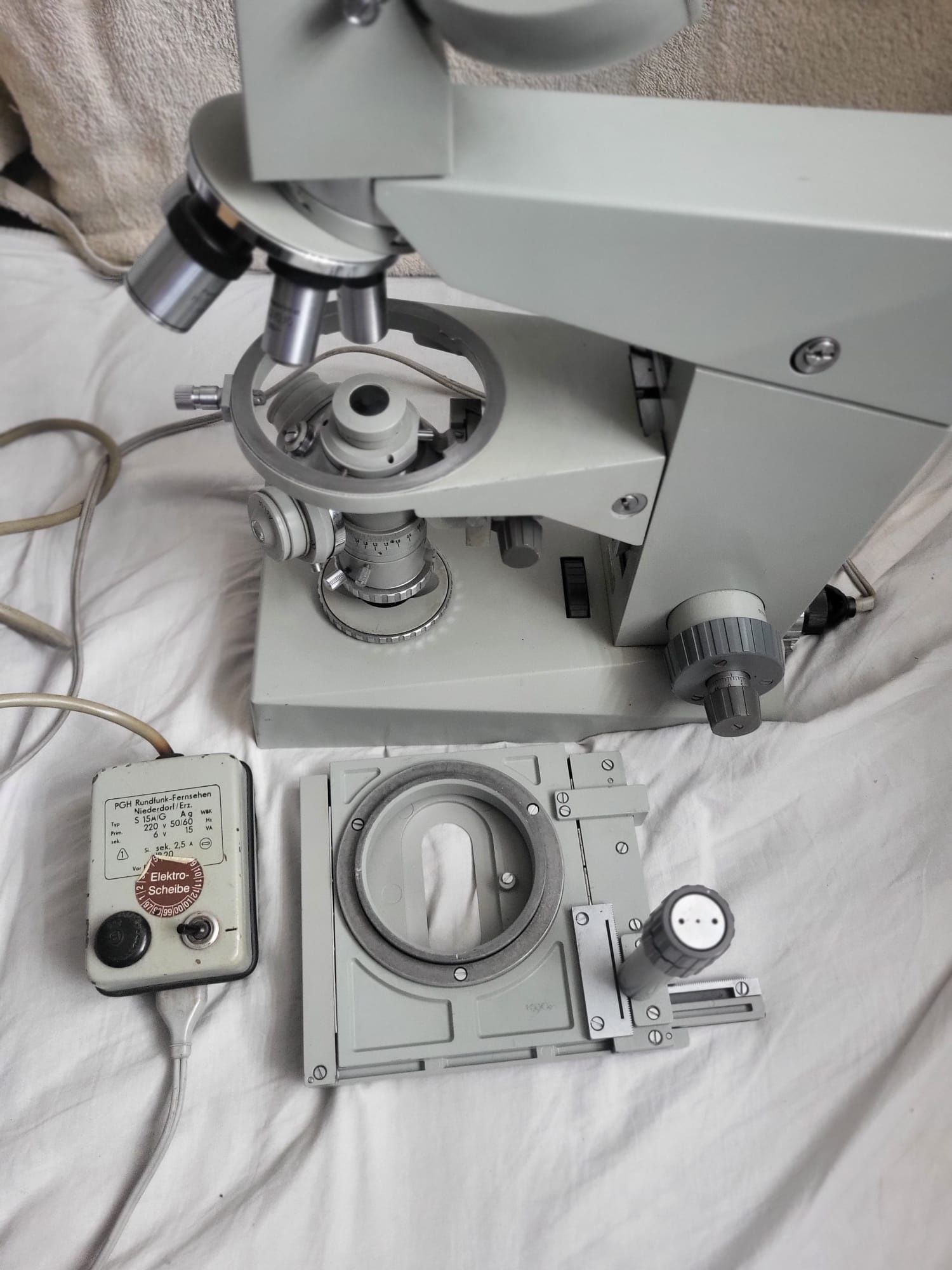 Mikroskop laboratoryjny Carl Zeiss Jena