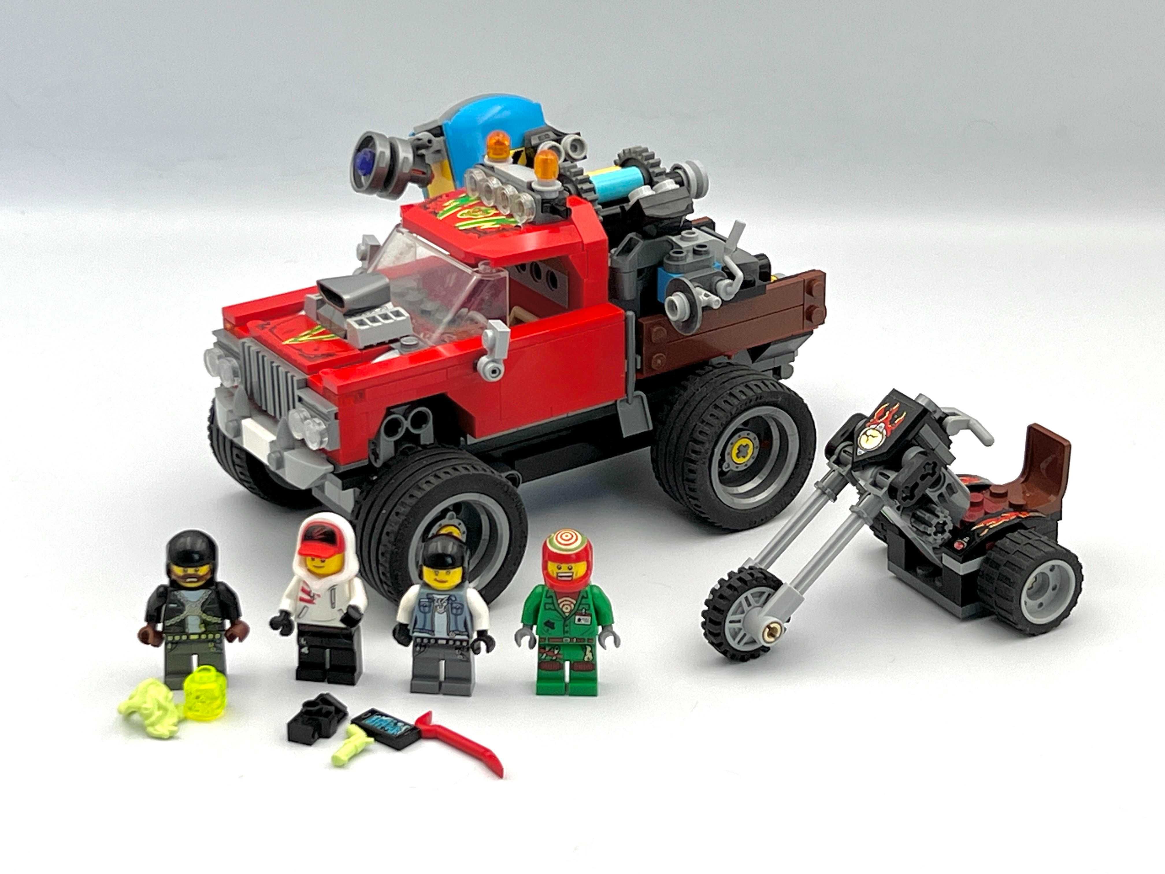 Lego Hidden Side 70421 Samochód kaskaderski El Fuego
z instrukcją