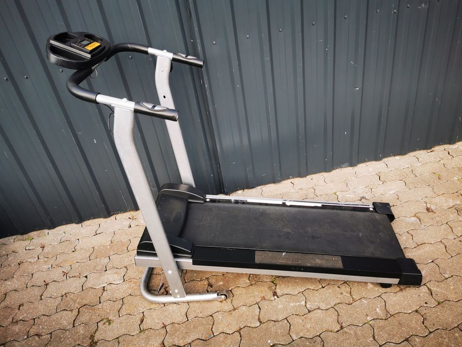 Bieżnia treningowa manualna BUFFALO z Niemiec