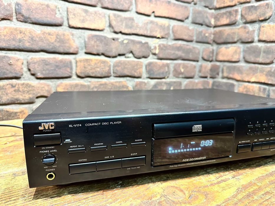 Odtwarzacz CD JVC XL-V 174