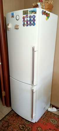 Холодильник "gorenie"+ стиралка в подарок..
