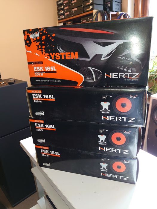 Автомобильная компонентная двухполосная АС Hertz ESK165L/новая/