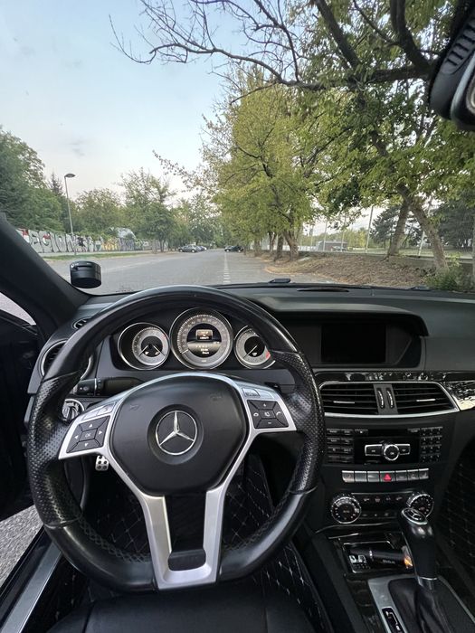 Mercedes Benz c350 sport, 137000km 3.5l benzyn