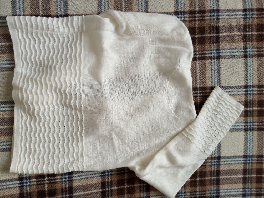 Sweter biały Komunia dziewczęcy rozmiar 146 cm
