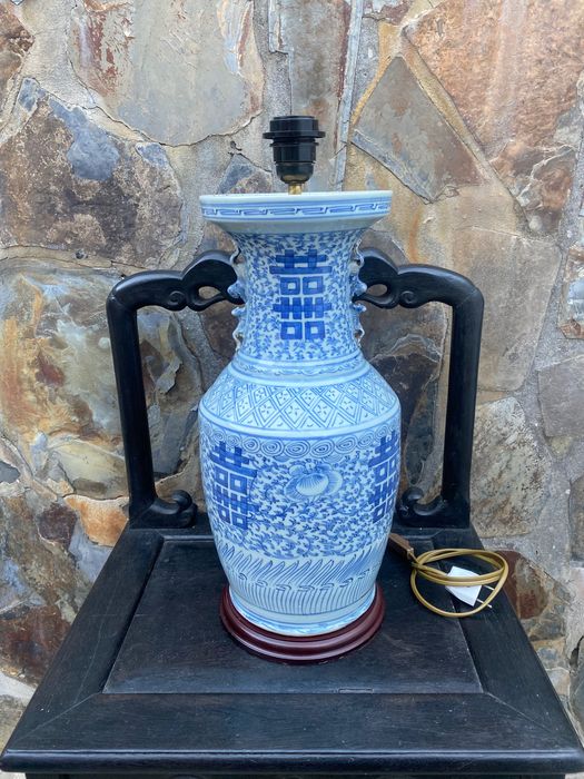 Candeeiro Porcelana Chinesa Séc XVIII 53 cm