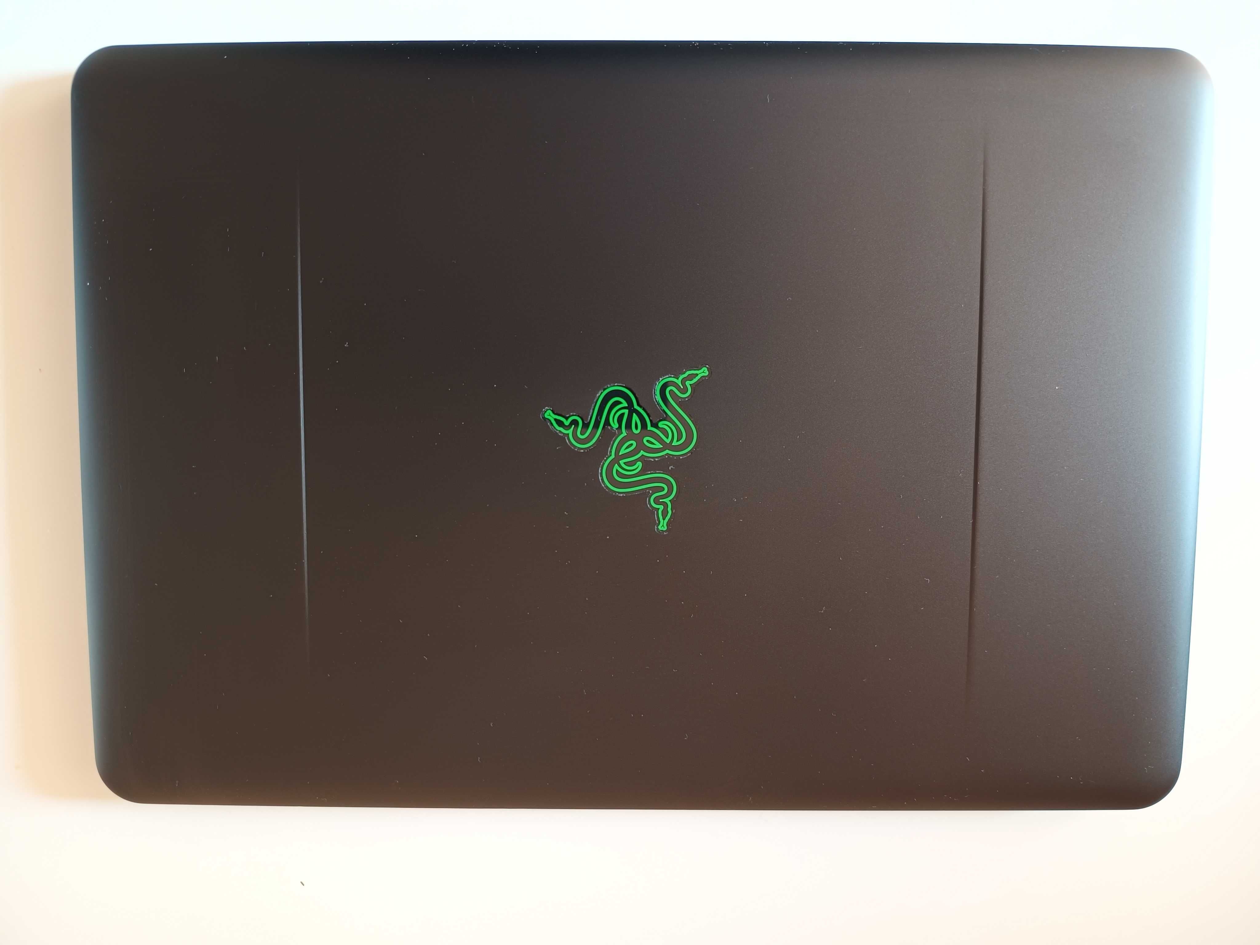 RAZER BLADE 14 RZ09-0195 i7-6700HQ 16Gb GTX1060 6Gb SSD1Tb FHD