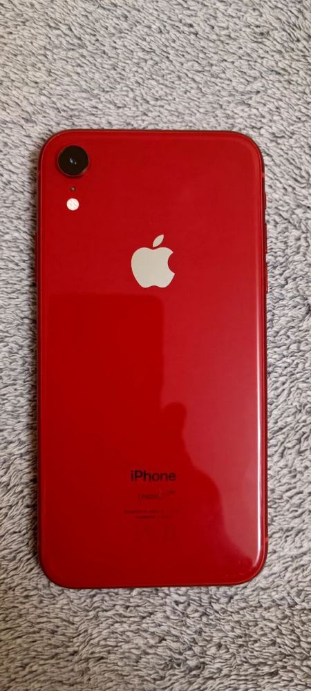 IPhone XR 64gb в хорошем состоянии