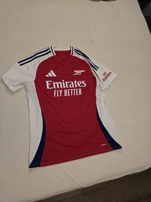 Domowa koszulka klubu piłkarskiego Arsenal FC,