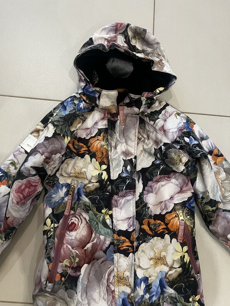Продам зимовий комбінезон Molo