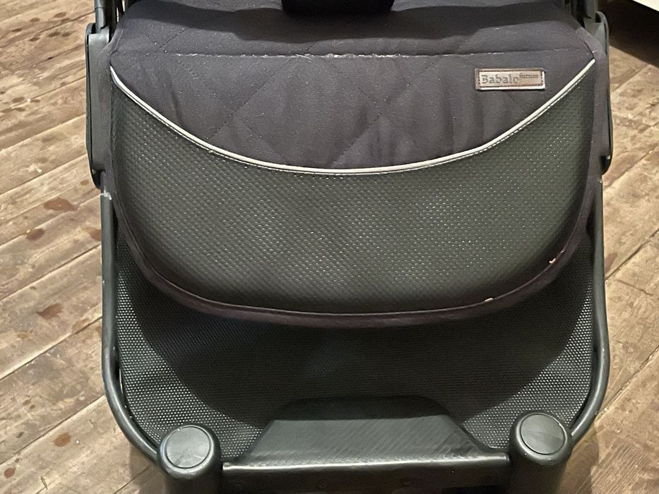 Візочок прогулянковий babalo future gold