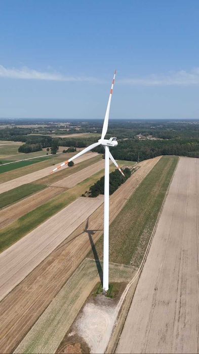 Usługi dronem, filmowanie, fotografia. Nieruchomości, inspekcje, śluby