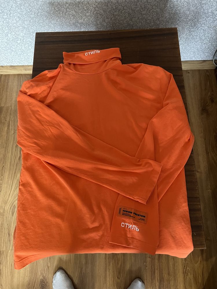 Продам водолазку Heron Preston