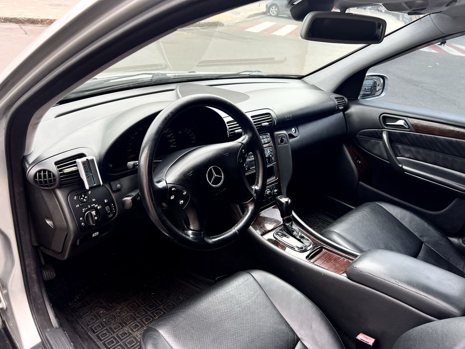 Mercedes-Bens C-Class Автомат! Идеальное сост