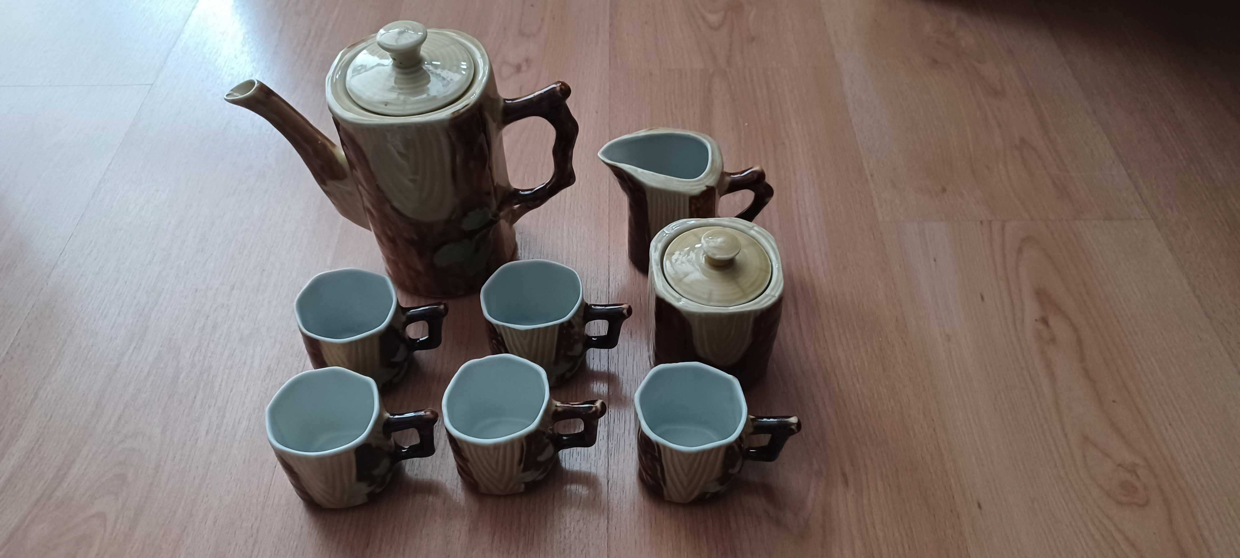Porcelanowy zestaw do kawy D.P.R.K. pieniek Korea
