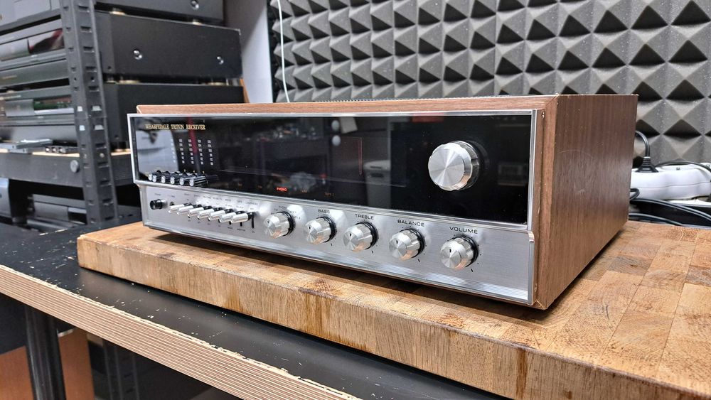 Amplituner Wharfedale triton
