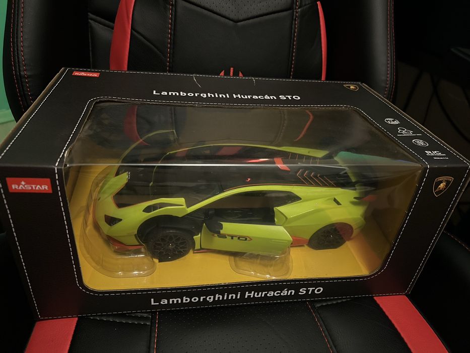 Samochód zdalnie sterowany Lamborghini Huracan STO 1:14 R/C Rastar