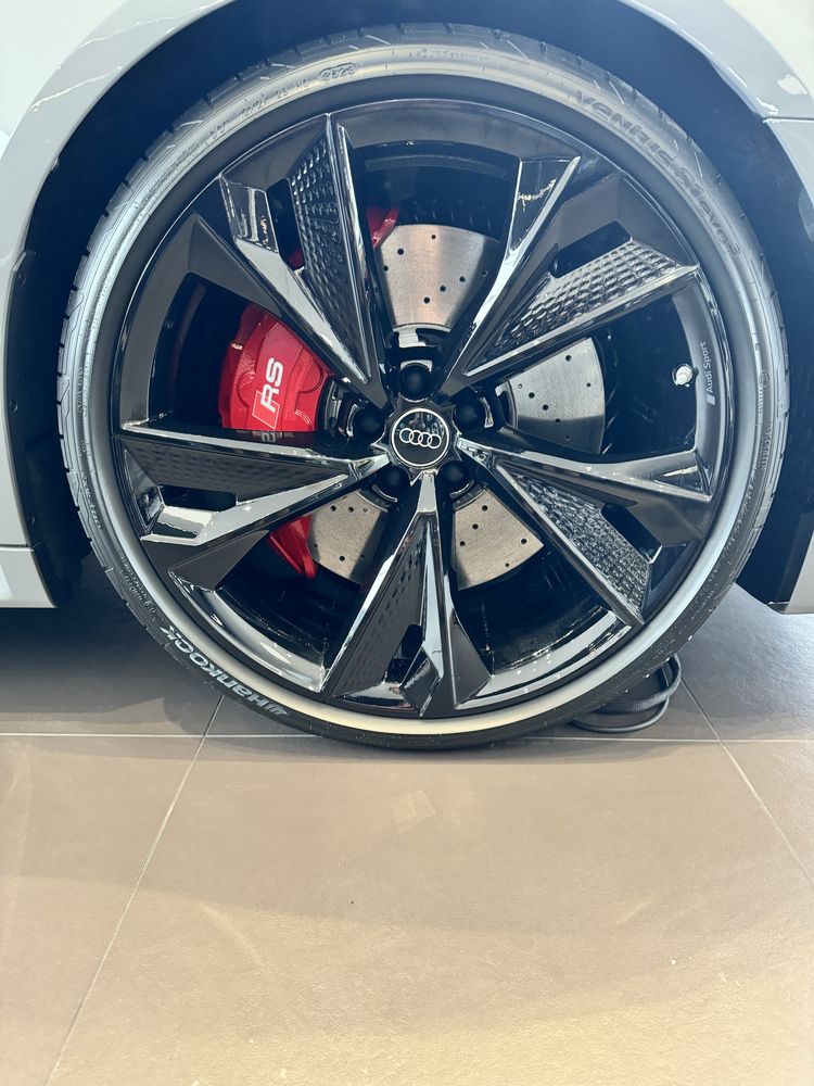 Sprzedam komplet oryginalnych felg Audi RS 22 cale