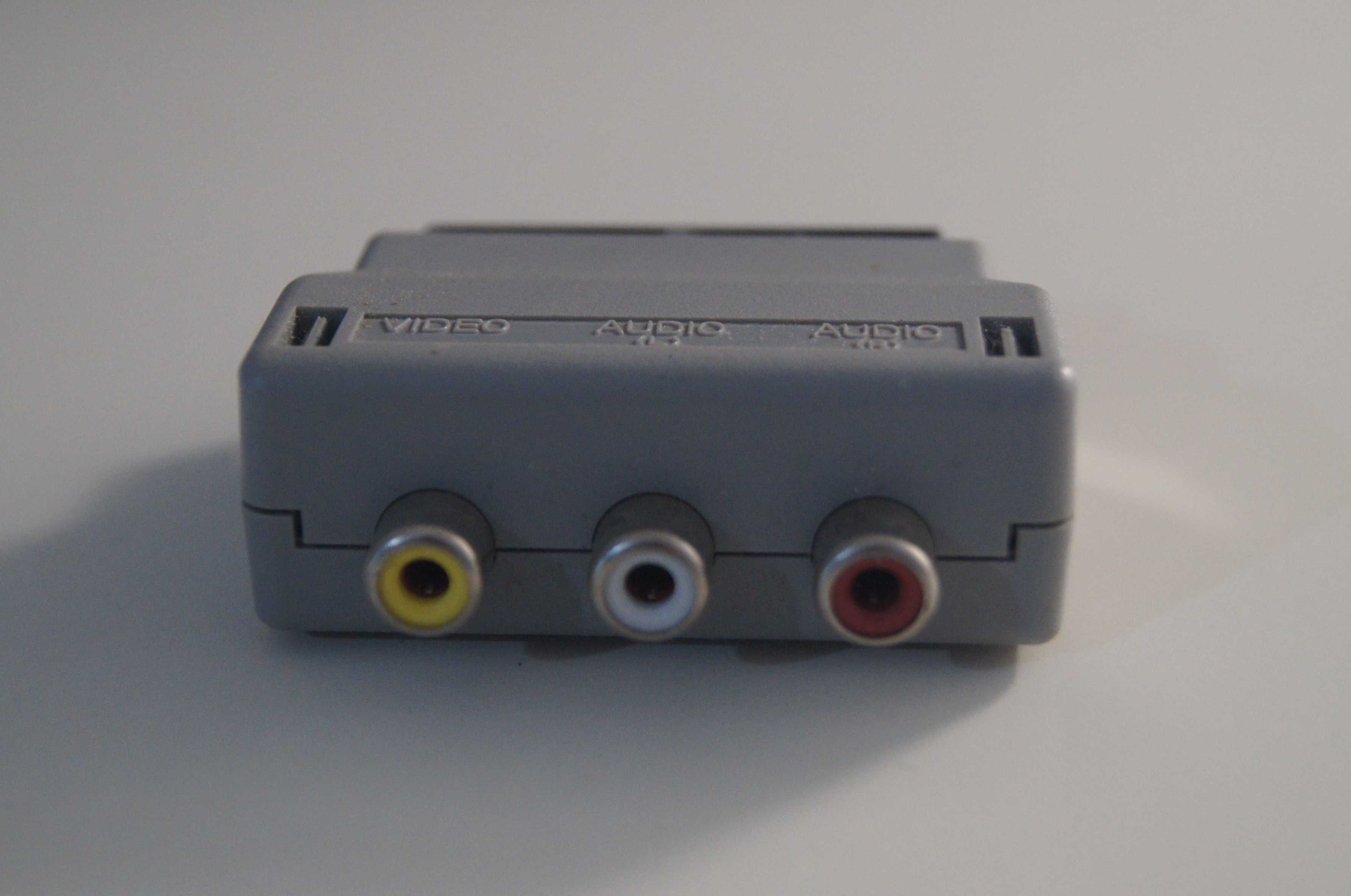 Adaptador Conversor Scart para RCA / S-Vídeo