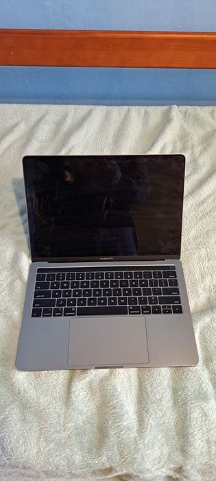 MacBook Pro 256gb