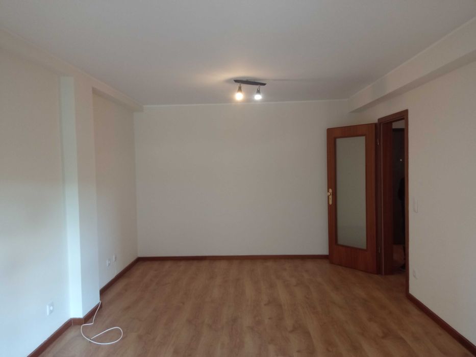 T2 ao hospital Pedro Hispano com lugar de garagem e arrumos!