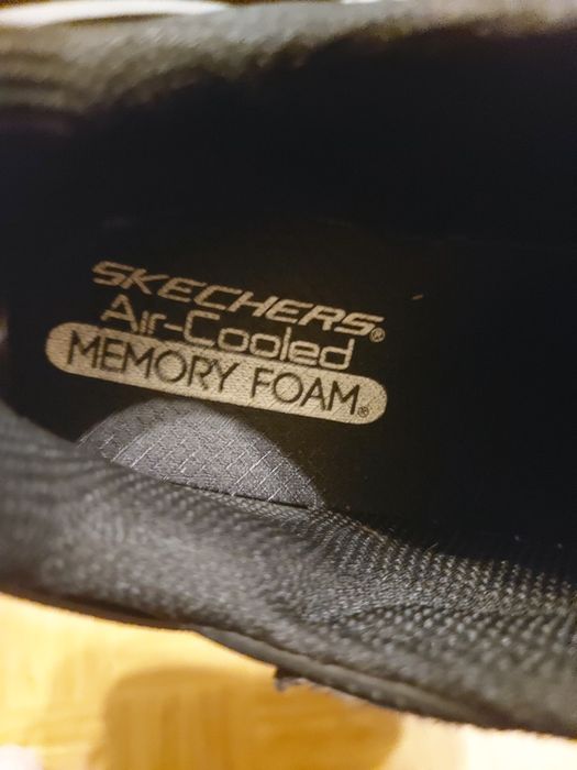 Кросівки скетчерс 37р. на хлопчика