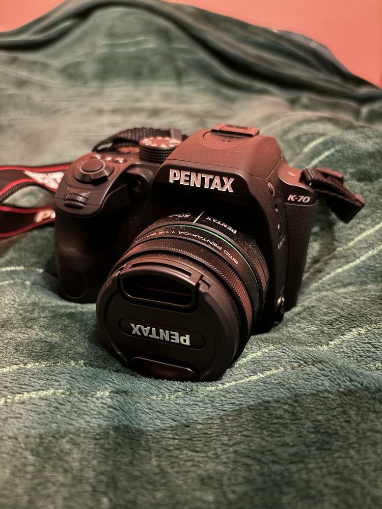 Aparat Pentax K-70 body plus obiektyw 50mm