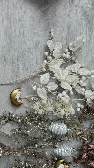 Новорічні прикраси