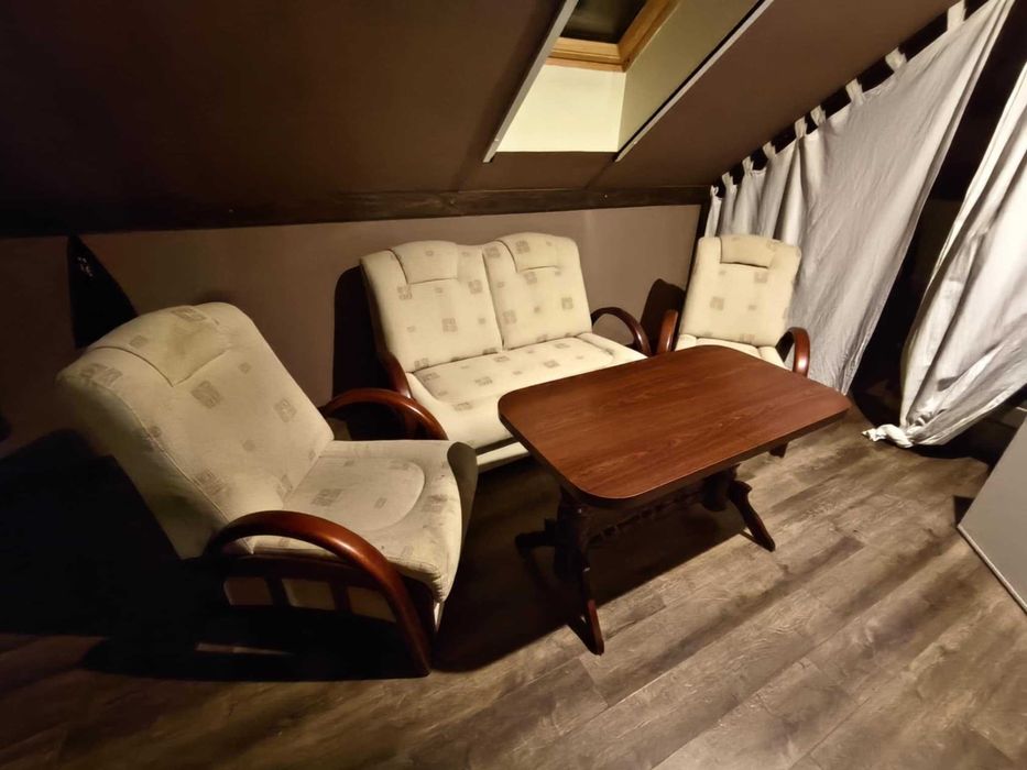 Komplet mebli – za darmo!